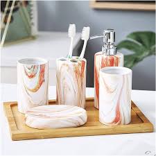 Badrumstillbehör Set - Tvåldispenser & Mer